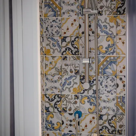 Tiny House - Boat Nápoles