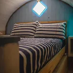 Апартаменты Tiny House - Boat Неаполь